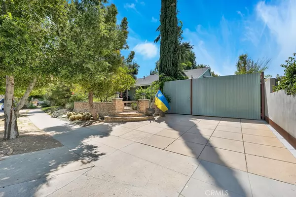 Winnetka, CA 91306,20452 Kittridge ST