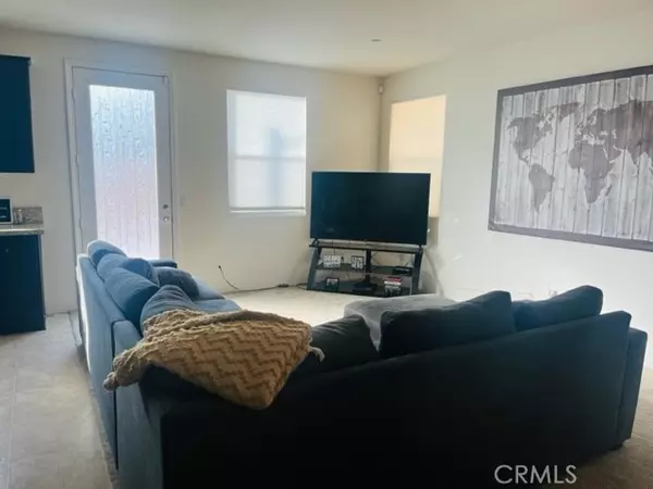 Rialto, CA 92376,610 W Woodcrest ST