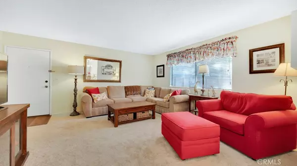 Newhall, CA 91321,23540 Newhall AVE #5