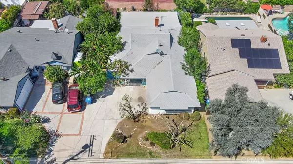 Van Nuys, CA 91405,15149 Gault ST