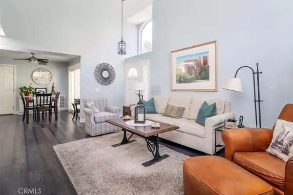 Valencia, CA 91355,26101 McBean #136