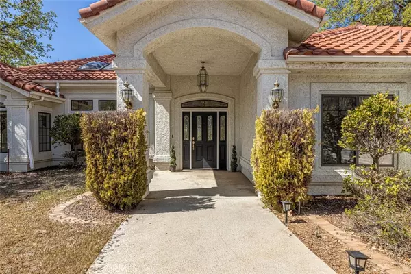 Tehachapi, CA 93561,20701 Oak Glen CT