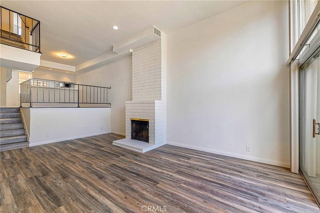 Encino, CA 91316,5409 Yarmouth AVE #3