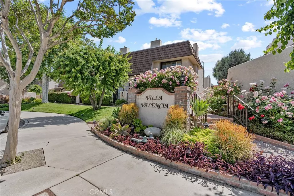 Woodland Hills, CA 91367,6226 1/2 Nita AVE