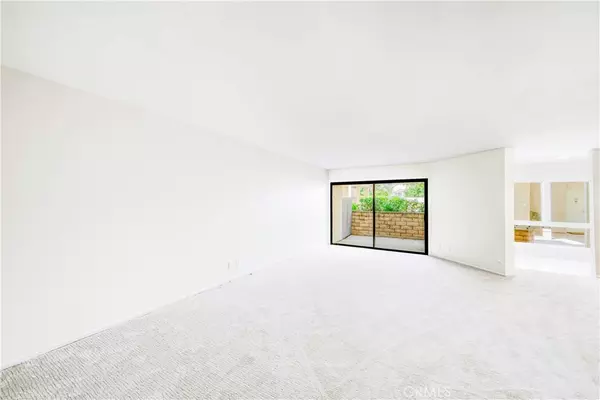 Sherman Oaks, CA 91403,4542 Willis AVE #105