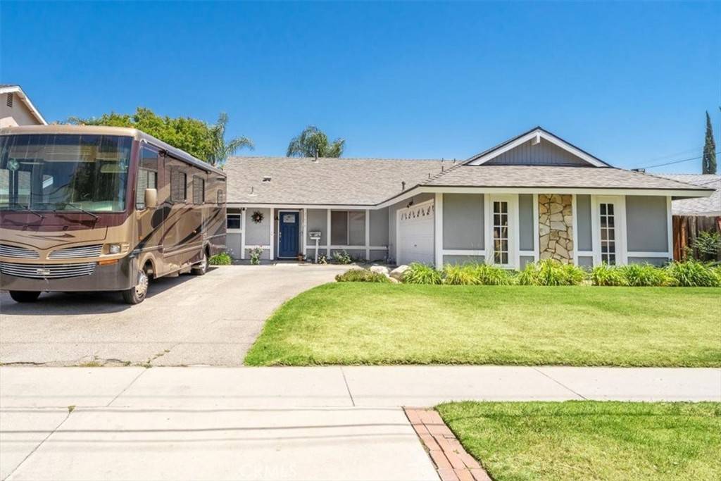 27038 Honby AVE, Canyon Country, CA 91351