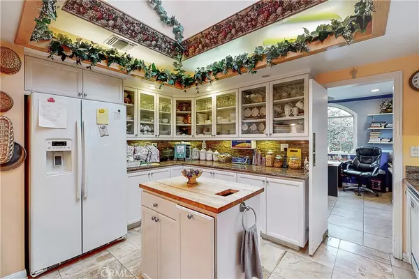 North Hills, CA 91343,15936 Parthenia ST