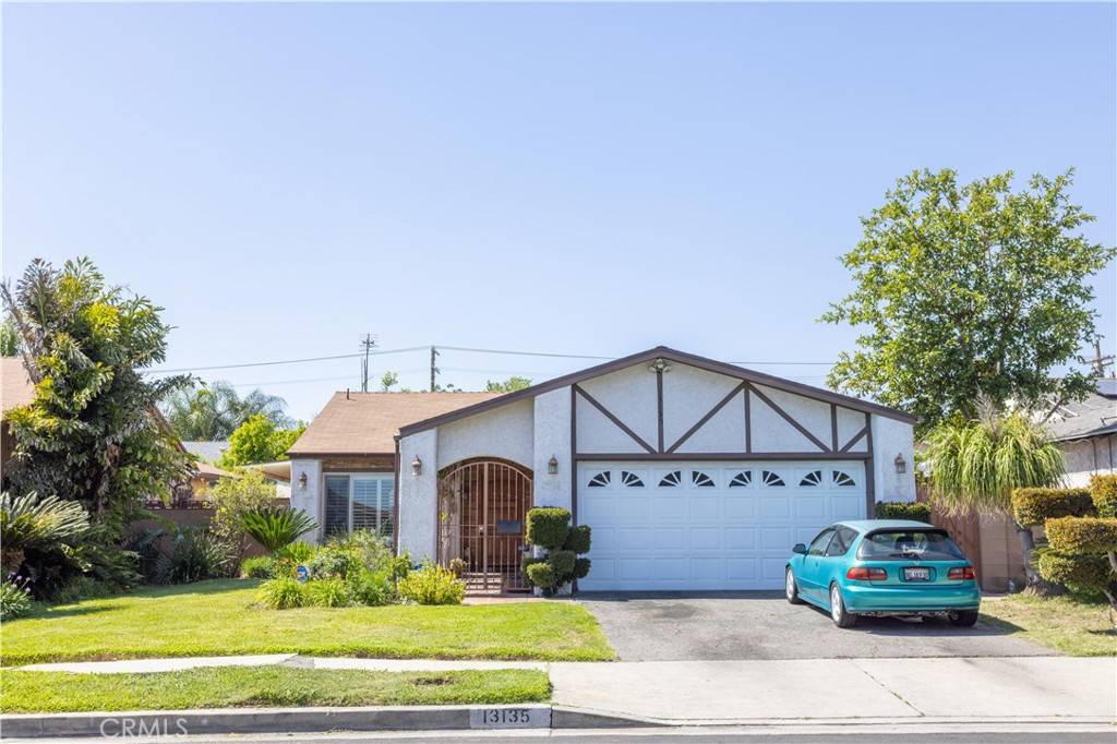 13135 Crowley ST, Arleta, CA 91331