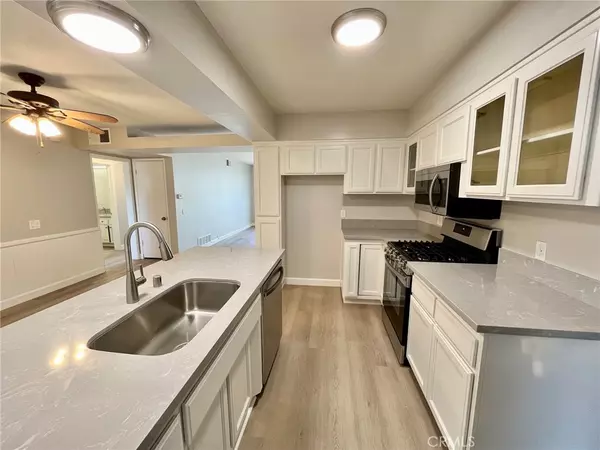 Claremont, CA 91711,615 S Indian Hill BLVD #C