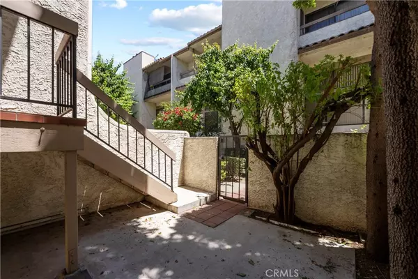 Winnetka, CA 91306,20224 Sherman WAY #51
