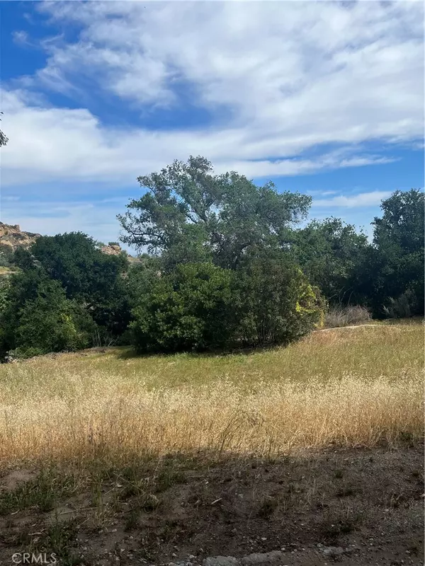 Canoga Park, CA 91311,180 Mesa DR