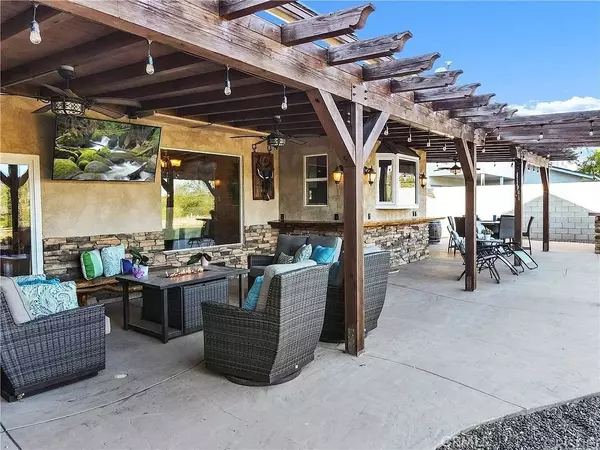 Calabasas, CA 91302,4106 Bon Homme RD
