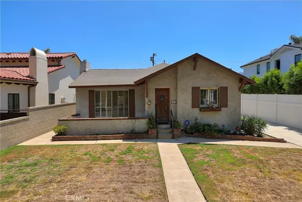 Toluca Lake, CA 91602,10332 Woodbridge ST