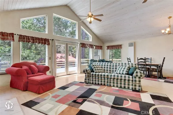 California Hot Springs, CA 93274,671 Oakwood RD