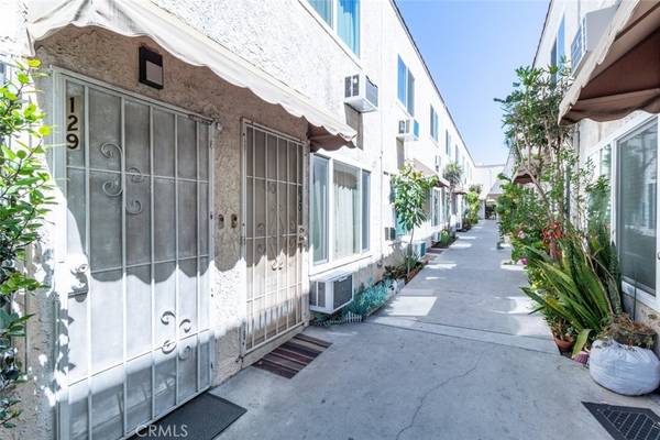 North Hollywood, CA 91606,11025 Kittridge ST #129