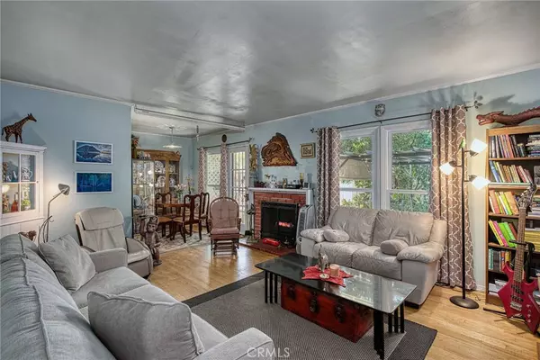 Winnetka, CA 91306,20745 Skouras DR