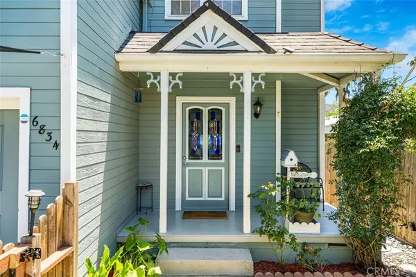 Tujunga, CA 91042,6834 Haywood ST