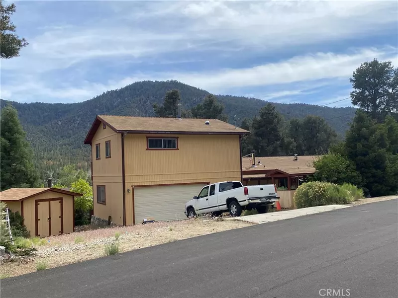 2900 Yukon WAY, Pine Mountain Club, CA 93225