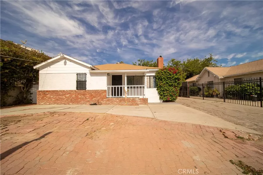 8650 Orion AVE, North Hills, CA 91343