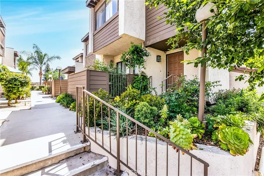 10011 Topanga Canyon BLVD #1, Chatsworth, CA 91311