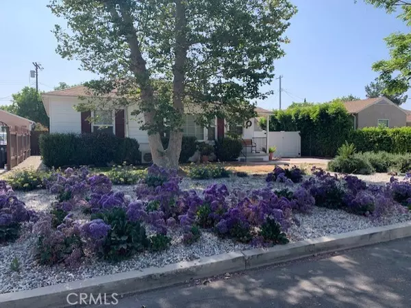 7724 Genesta AVE, Lake Balboa, CA 91406