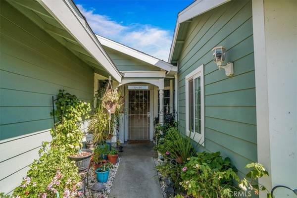 Saugus, CA 91350,27816 Dexter DR