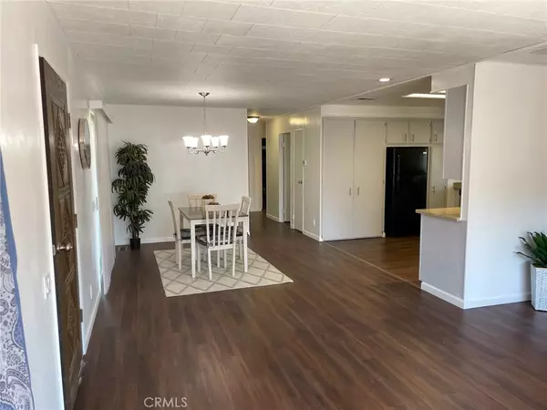 Canoga Park, CA 91304,8811 Canoga AVE #376