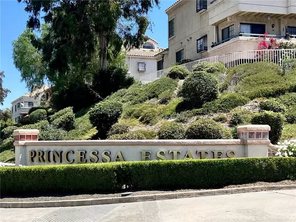 18104 Erik CT #567, Canyon Country, CA 91387