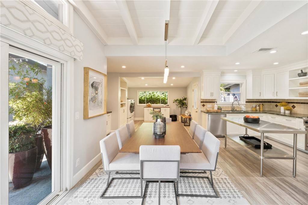 Encino, CA 91316,5748 BABBITT AVE