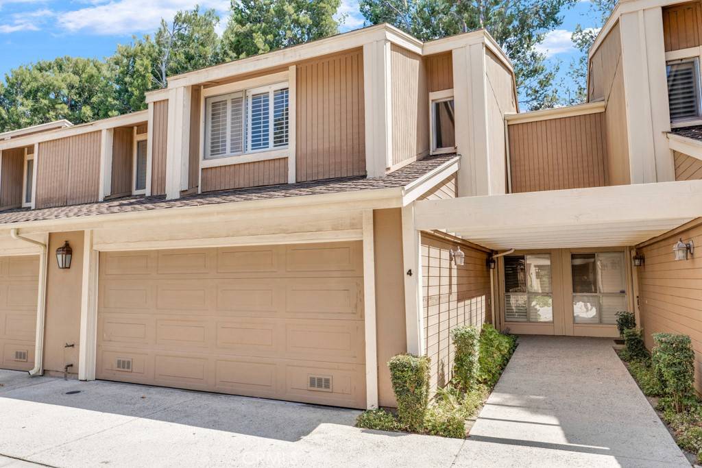 18120 Andrea CIR S #4, Northridge, CA 91325