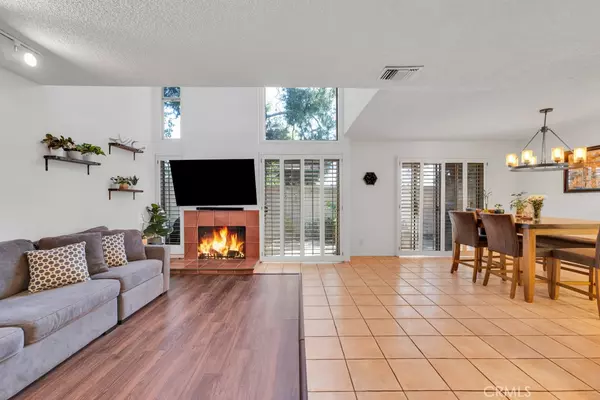 Northridge, CA 91325,18120 Andrea CIR S #4