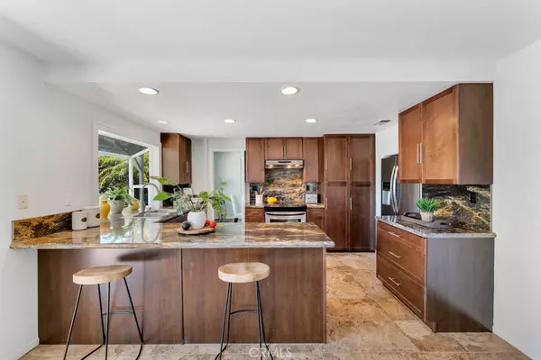 Agoura Hills, CA 91301,5913 Carell AVE