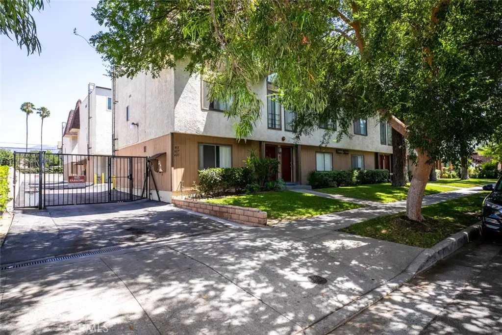 Glendale, CA 91204,413 W Windsor RD #2
