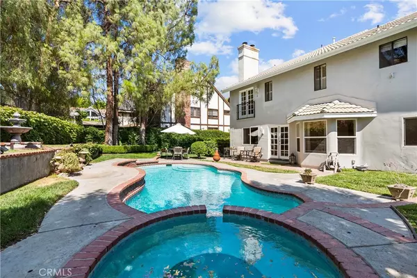 Newhall, CA 91321,24522 Peachland AVE