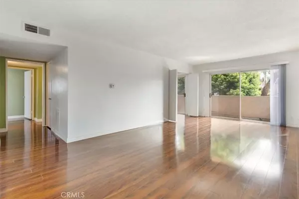 Valley Glen, CA 91606,6339 Morse AVE #207