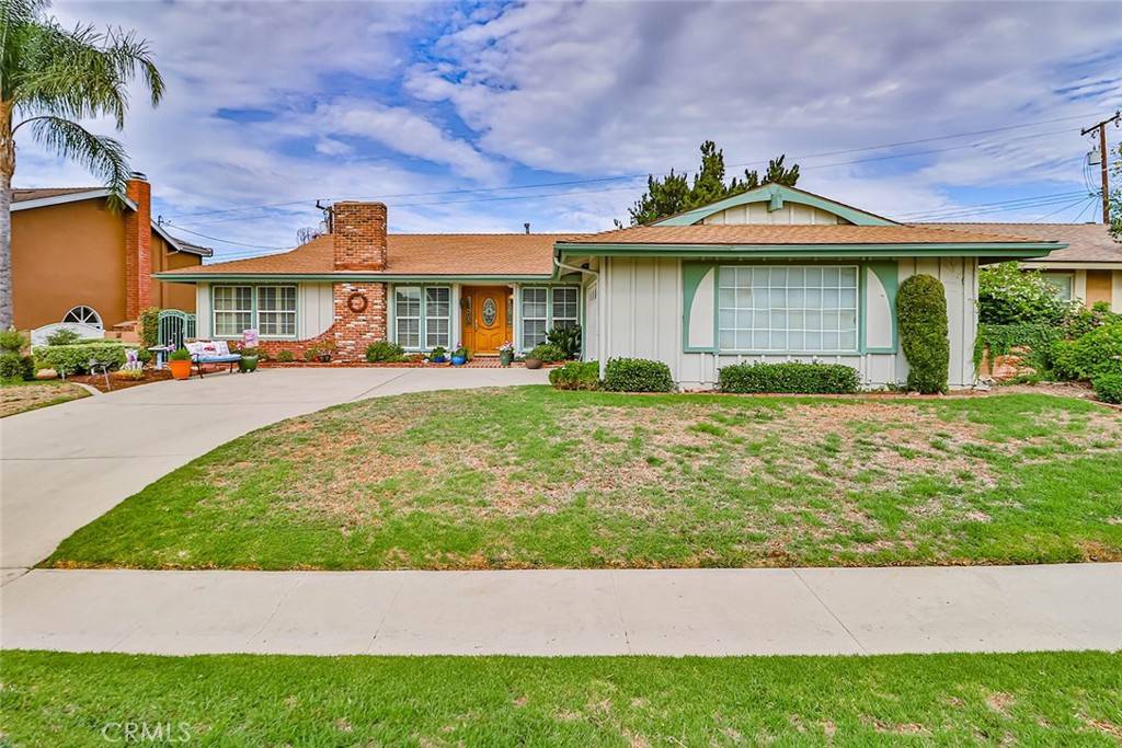 2753 Licia PL, Simi Valley, CA 93065