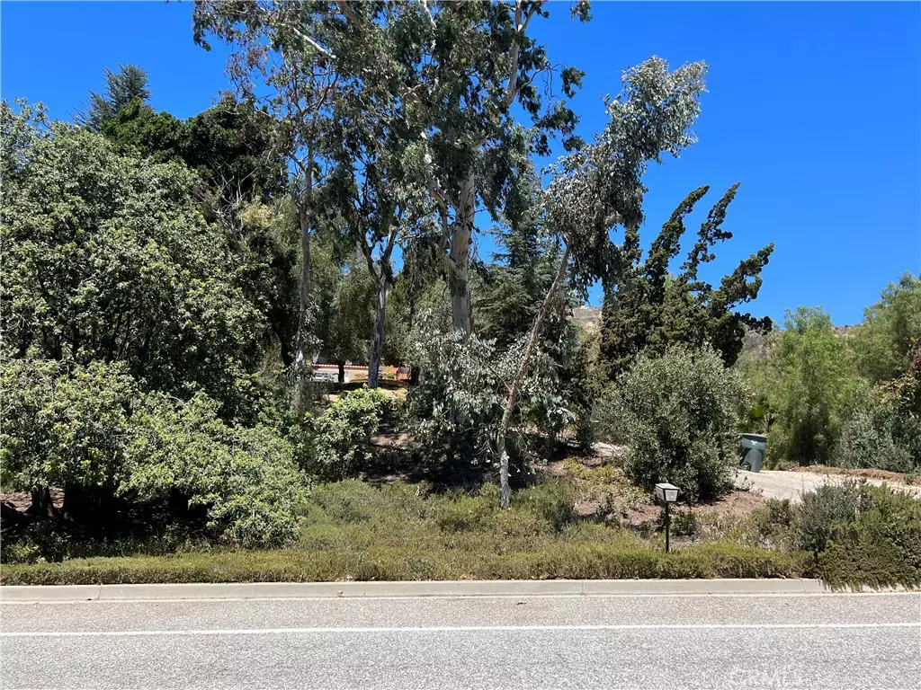 Camarillo, CA 93012,11755 Barranca RD