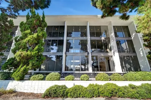 Playa Del Rey, CA 90293,8701 Delgany AVE #219