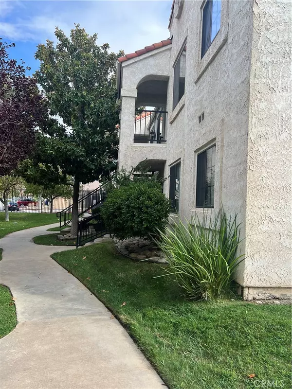 Palmdale, CA 93550,2554 Olive DR #136