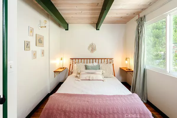 Lake Arrowhead, CA 92352,27373 Elmwood DR