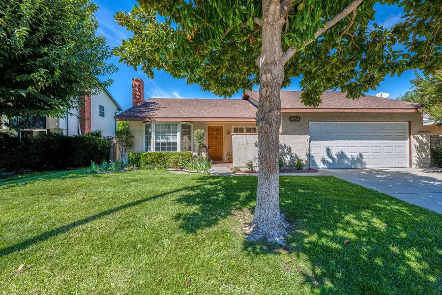 23713 Via Lupona, Valencia, CA 91355