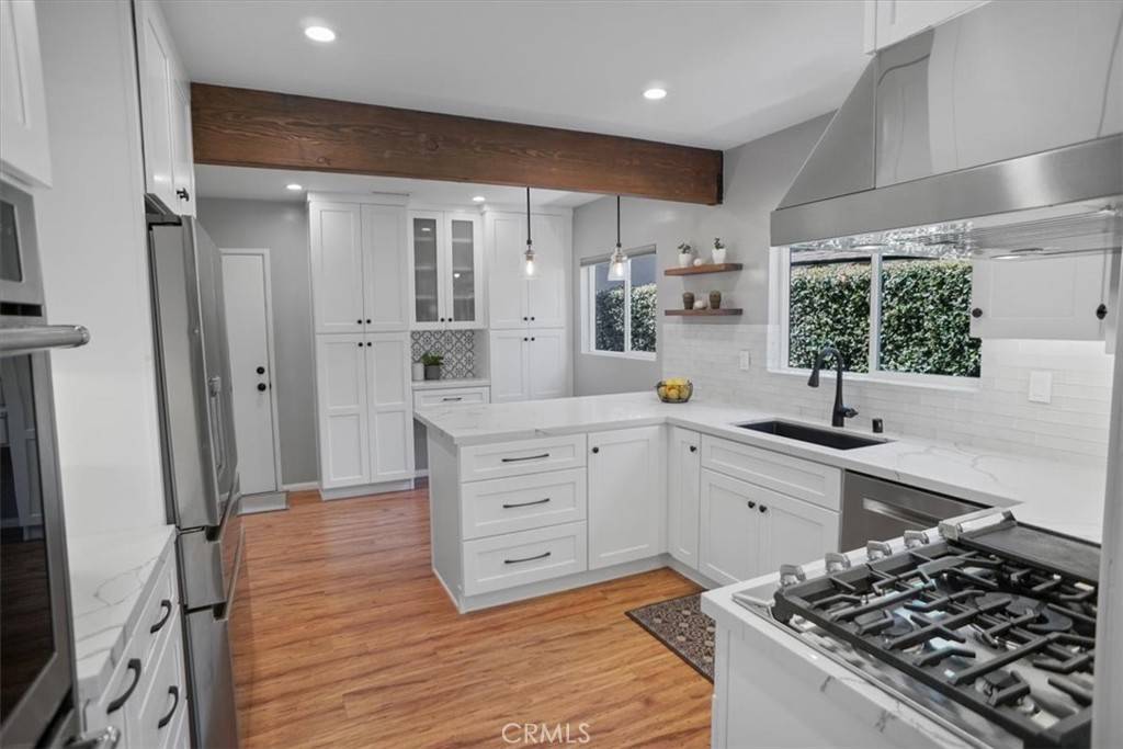 13839 Cumpston ST, Sherman Oaks, CA 91401