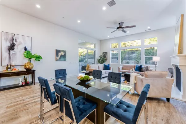 Saugus, CA 91350,19165 Carranza LN