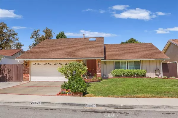 Valencia, CA 91355,23529 Via Boscana