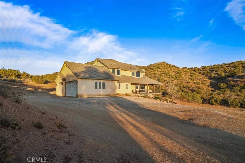 Agua Dulce, CA 91390,9301 Windy CT