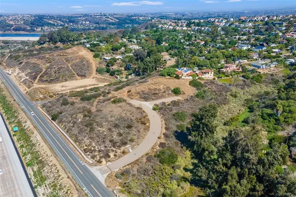 Encinitas, CA 92024,1537 Christine PL