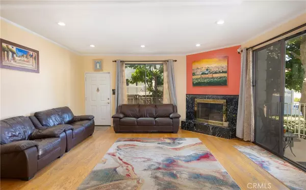 Chatsworth, CA 91311,10229 Variel AVE #1