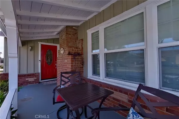 Lake Balboa, CA 91406,7453 Forbes AVE