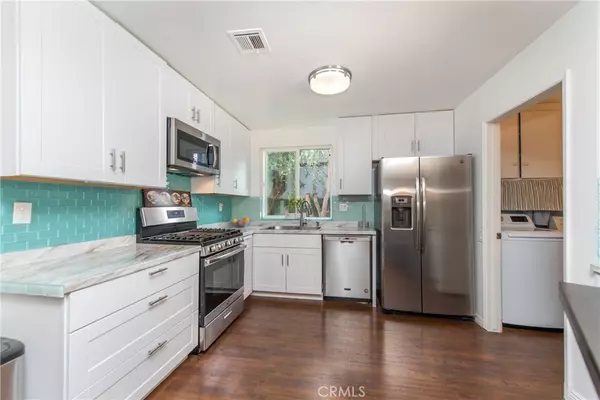 West Hills, CA 91307,24054 Highlander RD