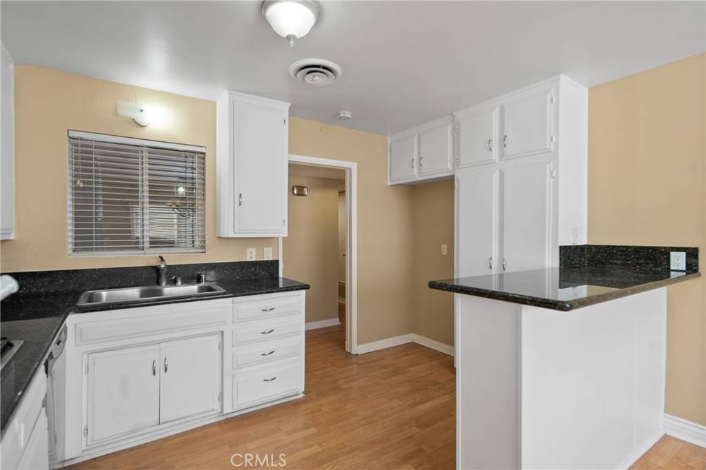 Lancaster, CA 93534,45244 17th ST W